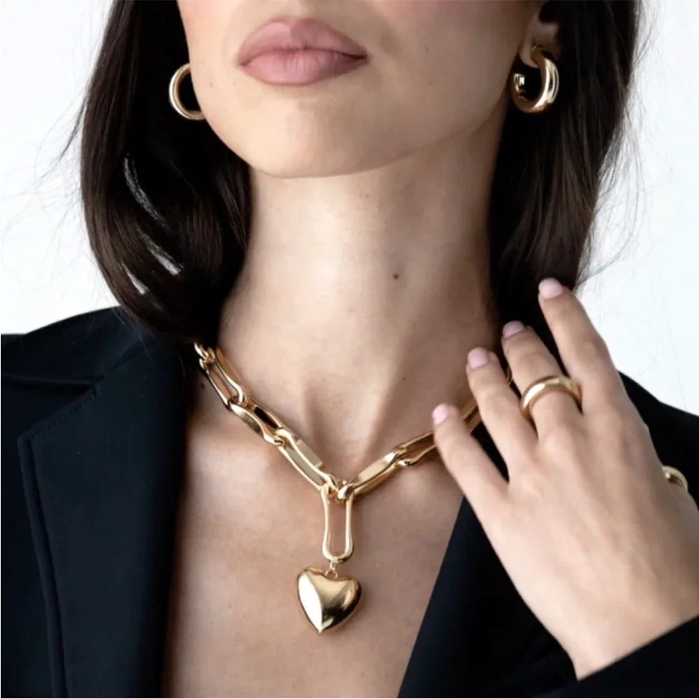 LAST ONE- PRICE FIRM💕NWT Martha Calvo Joolz 14k Heart Chain Necklace - Picture 1 of 6
